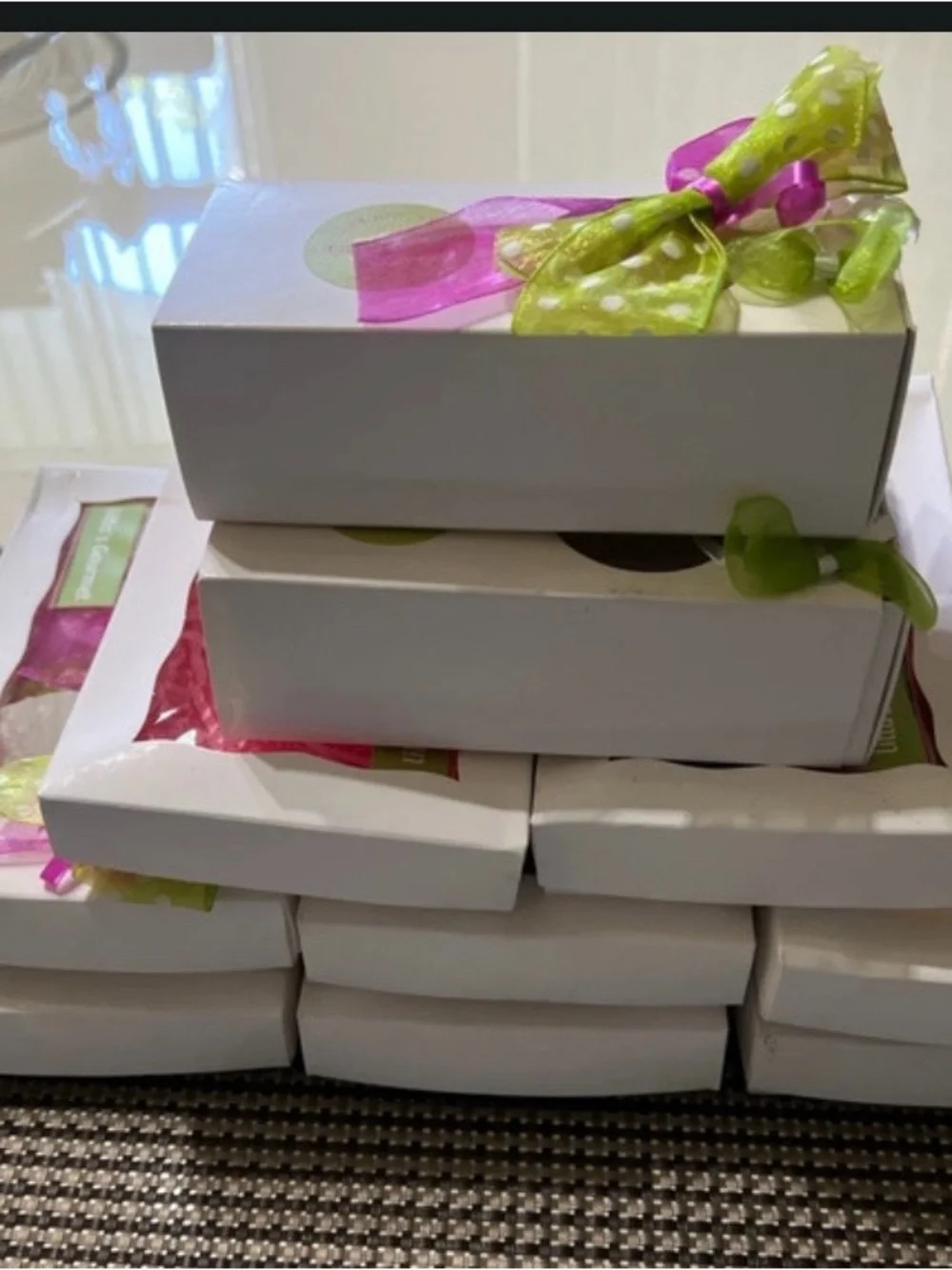 Luxury Pink & Green Gift-Wrapped Bath Set
